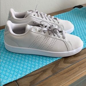 Adidas Women’s Cloudfoam Advantage Size 8